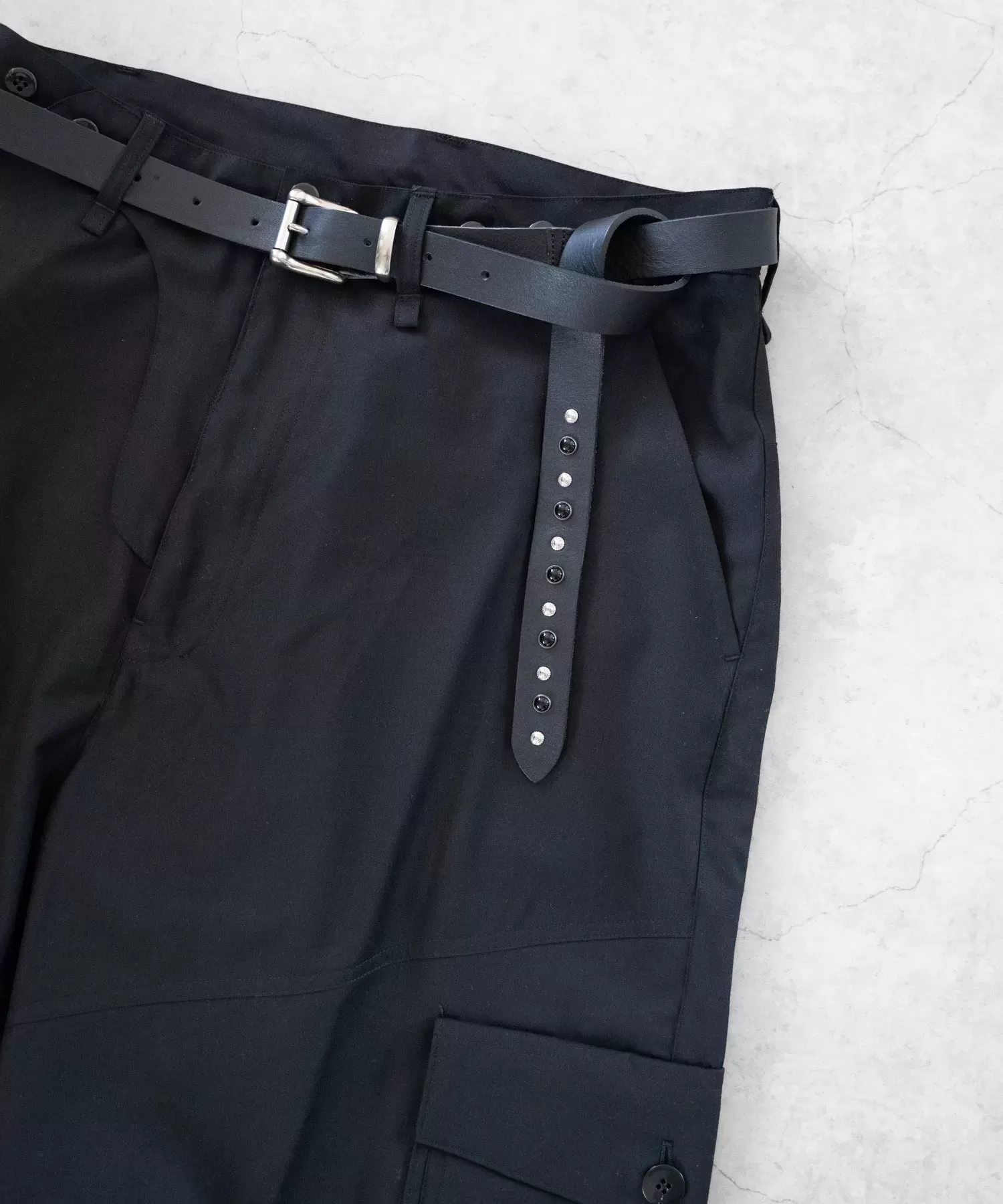 スタッズロングベルト